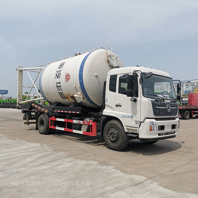 奉賢地區(qū)水泥罐背罐車與油罐車圖片及報價指南